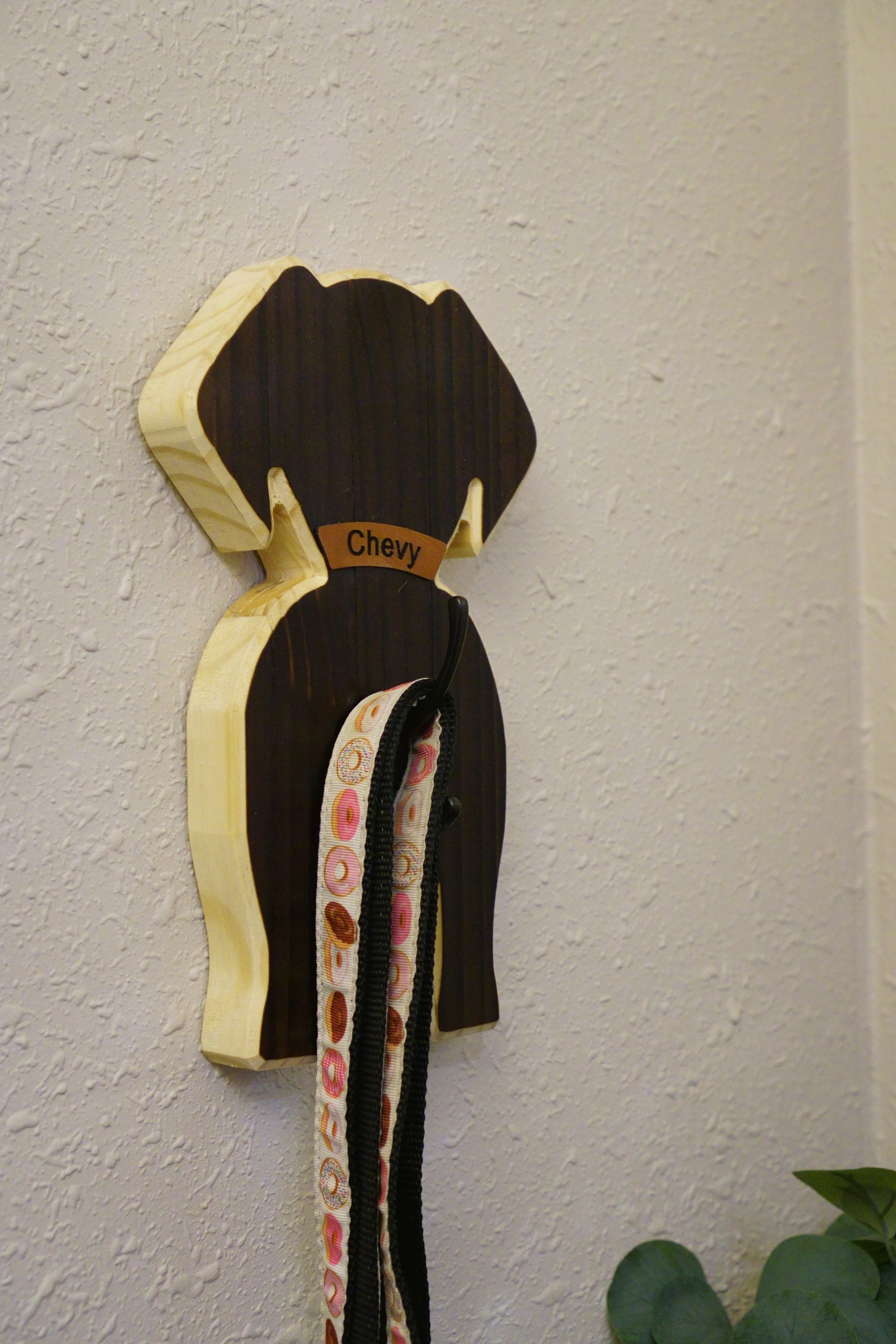 Dog leash holder | Personalized | Silhouette dog leash holder | Wooden Dog leash Holder